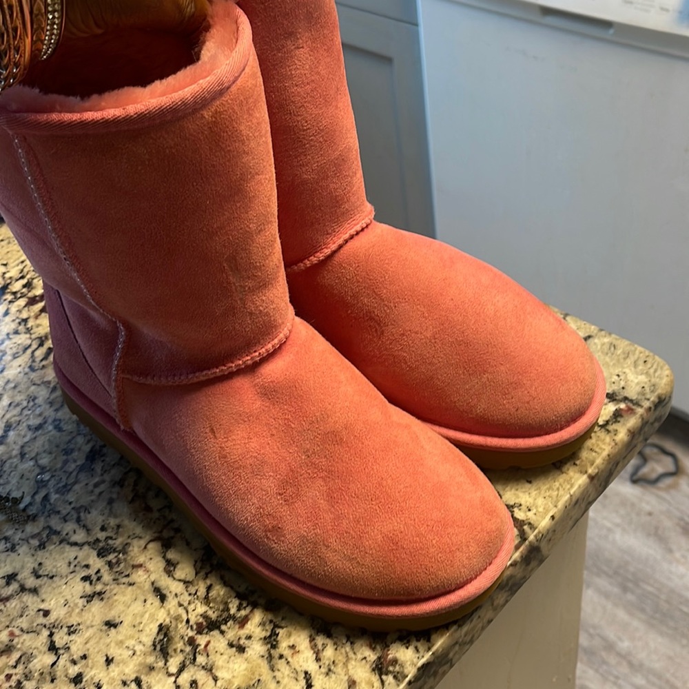 Pink ugg boots
